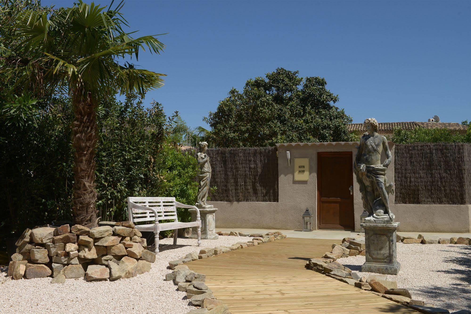 Hotel Dune Saint Tropez Bagian luar foto